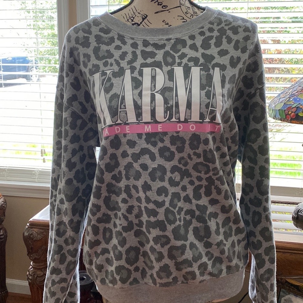 WoundUp Sweatshirts - EUC Gray with Leopard spots